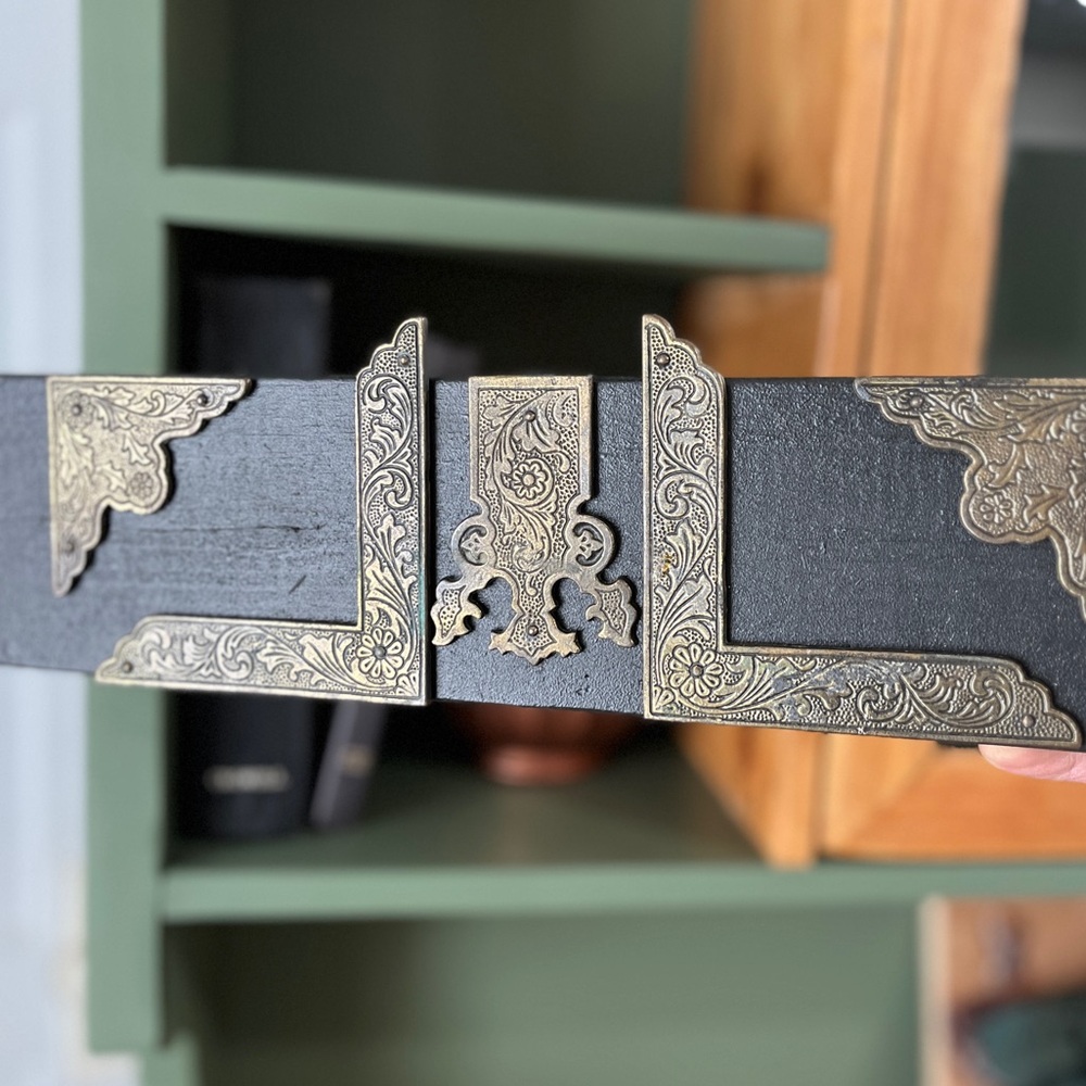 Brass Stick-On Corners Accents Set